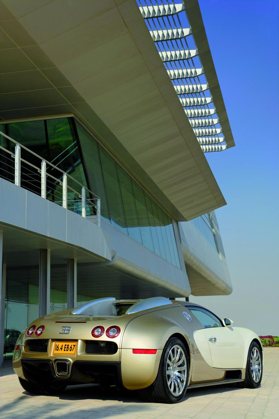  Bugatti Veyron 16.4 Centenaire 2009 года  (фото 69 из 130)